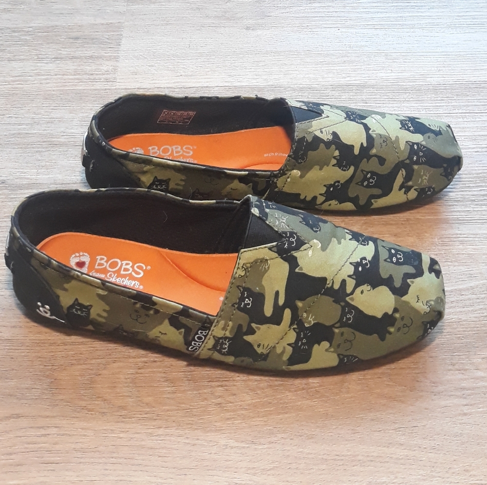 Skechers Bobs Plush Cat-Mouflage Shoes / Sz 9 Bobs Green Cat Camo Slip On Flats - Picture 4 of 12